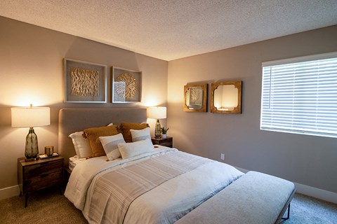 Bedroom with a window 